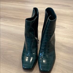INC International Concepts Deep Green Croc-Embossed Ankle Booties